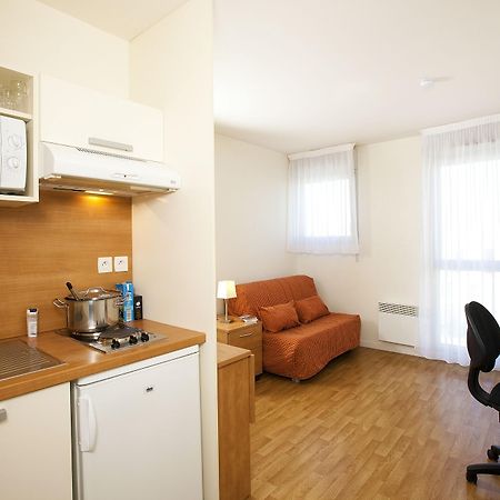Sejours & Affaires Rennes Longs Champs Aparthotel Exterior foto