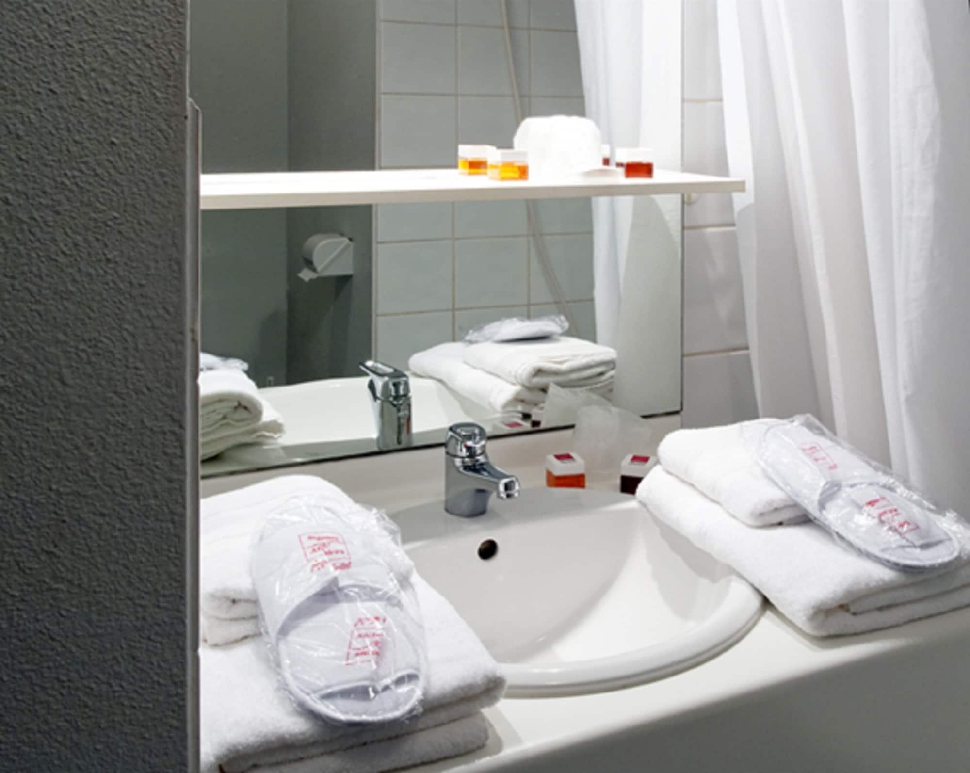 Sejours & Affaires Rennes Longs Champs Aparthotel Exterior foto